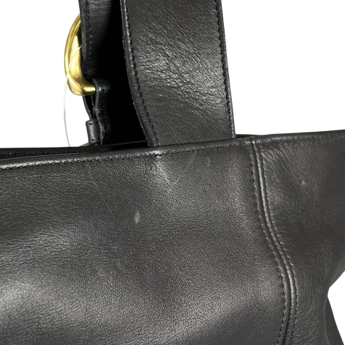 コーチ COACH ハンドバッグ
ショルダーバッグ オールドコーチ 4155 レザー G6C ブラック 【SS】
【中古】