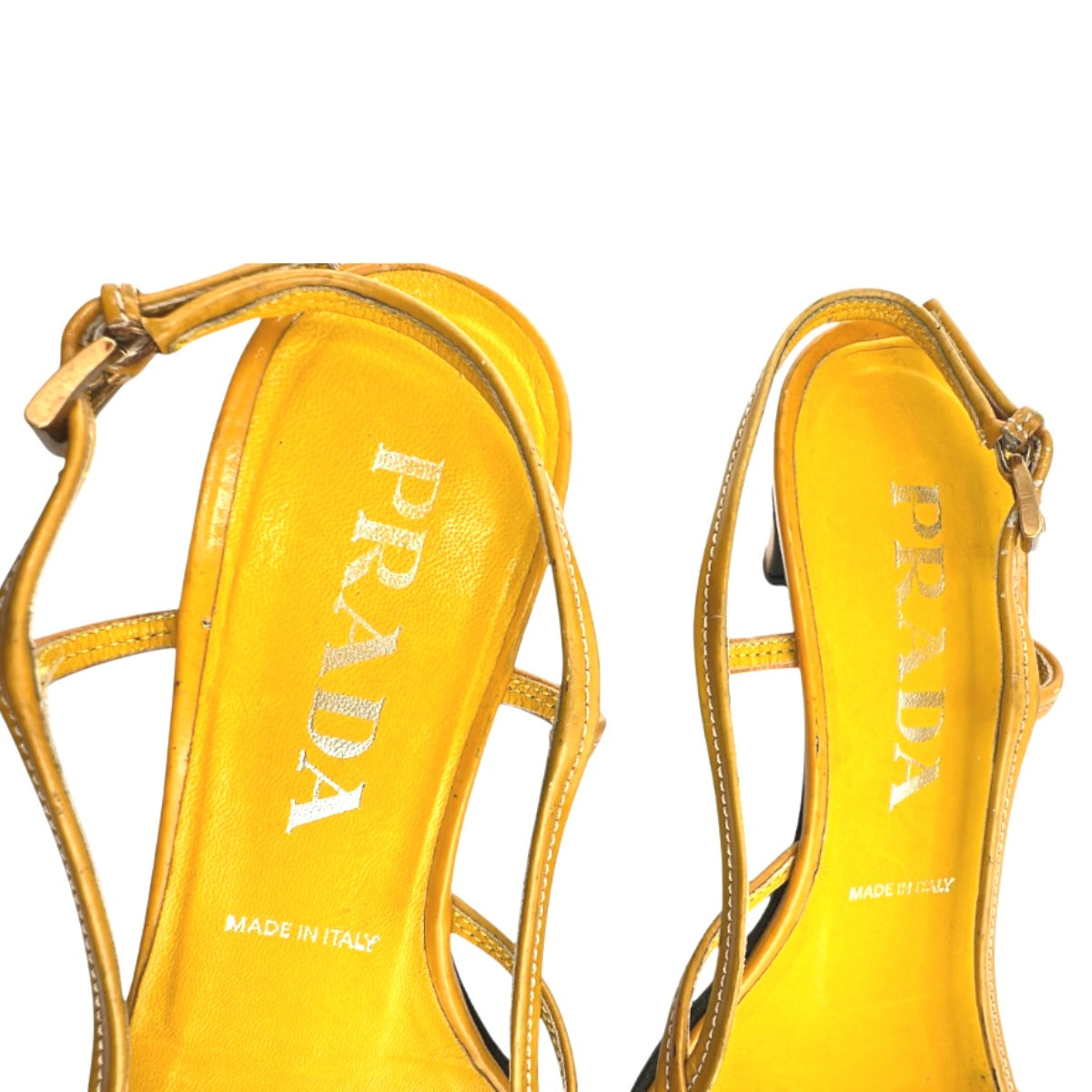 プラダ PRADA サンダル
サンダル #34 1/2 バックストラップ ハイヒール イエロー 【SS】
【中古】