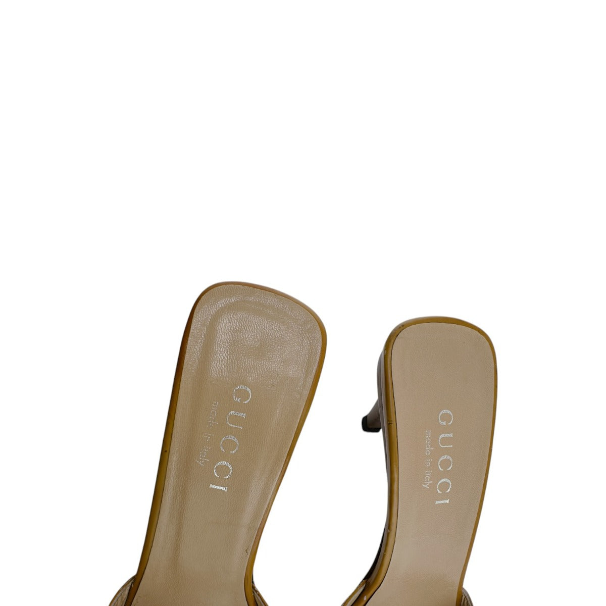 グッチ GUCCI サンダル
サンダル 36 1/2 C サイズ パテント イエロー 【SS】
【中古】