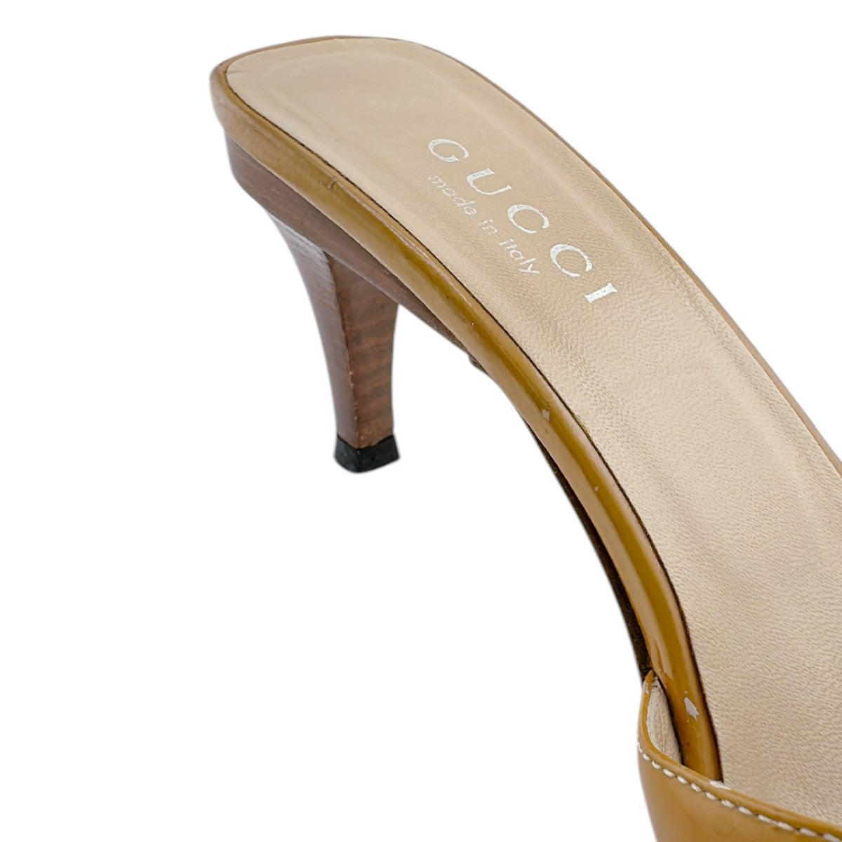 グッチ GUCCI サンダル
サンダル 36 1/2 C サイズ パテント イエロー 【SS】
【中古】