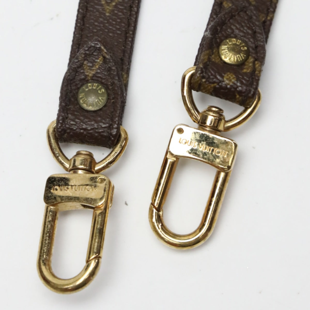 ルイヴィトン LOUIS VUITTON ショルダーストラップ
ストラップ モノグラム バック用アクセサリー モノグラムキャンバス J52315 ブラウン LV
【SS】
【中古】