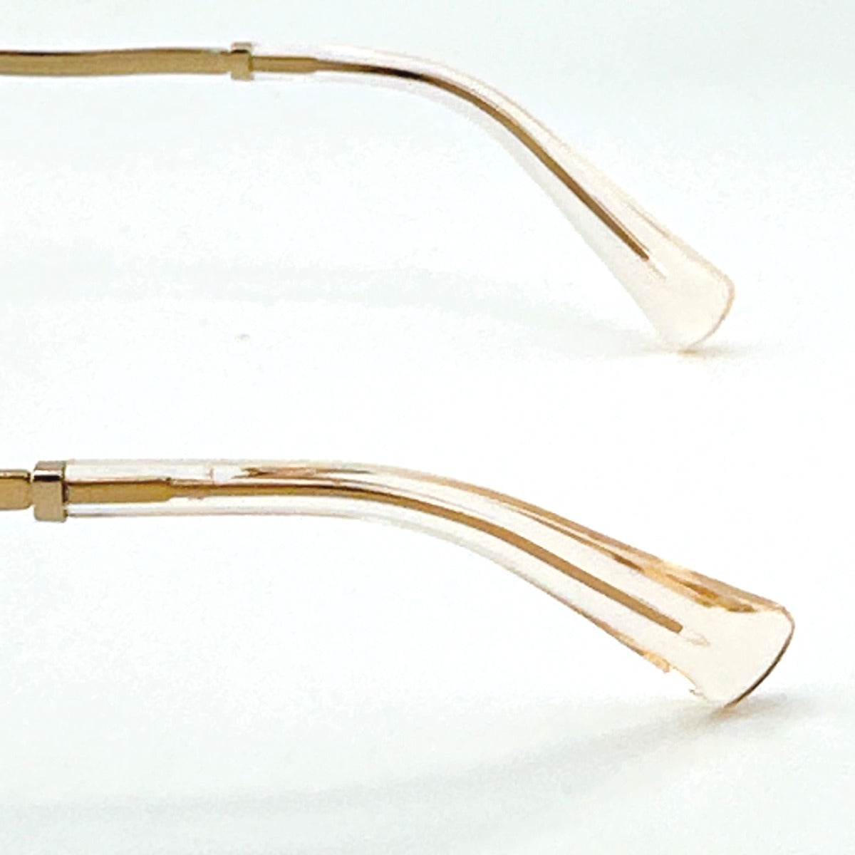 ブルガリ BVLGARI サングラス
サングラス 57口17 140 2N 2014/3B プラスチック 0BV6185B ゴールド 【SS】
【中古】