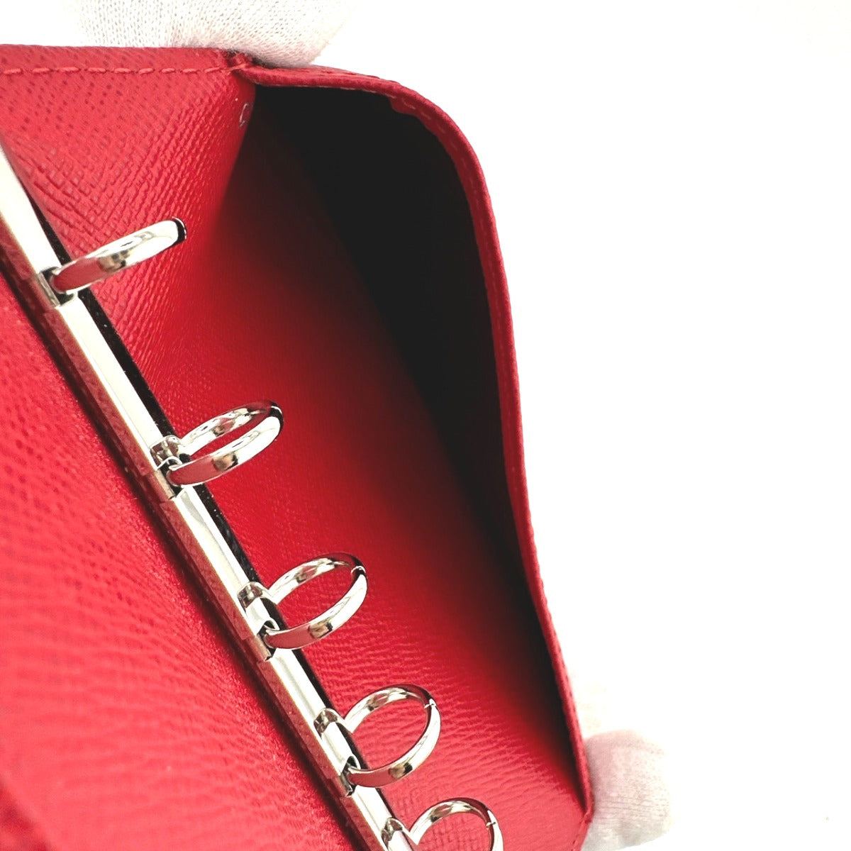 ルイヴィトン LOUIS VUITTON 手帳カバー
手帳カバー エピ アジェンダPM エピレザー R2005E レッド LV
【SS】
【中古】