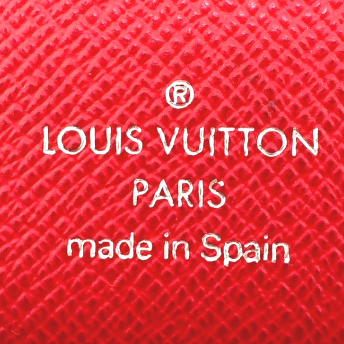 ルイヴィトン LOUIS VUITTON 手帳カバー
手帳カバー エピ アジェンダPM エピレザー R2005E レッド LV
【SS】
【中古】