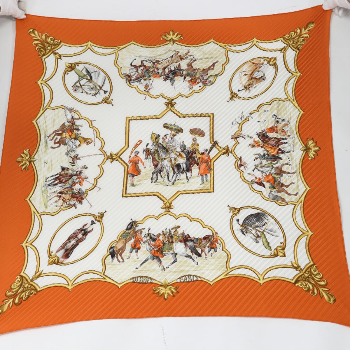 エルメス HERMES スカーフ
プリーツスカーフ ムガル王朝の馬 LES CHEVAUX DES MOGHOLS シルク オレンジ 【SS】
【中古】