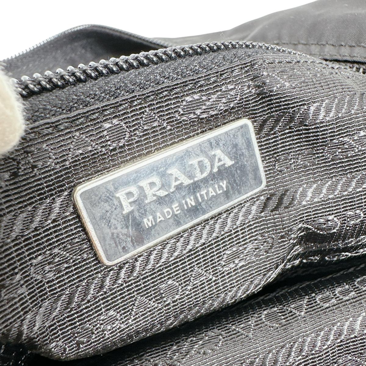 プラダ PRADA トートバッグ
ハンドバッグ トライアングルロゴ ナイロン ブラック 【SS】
【中古】