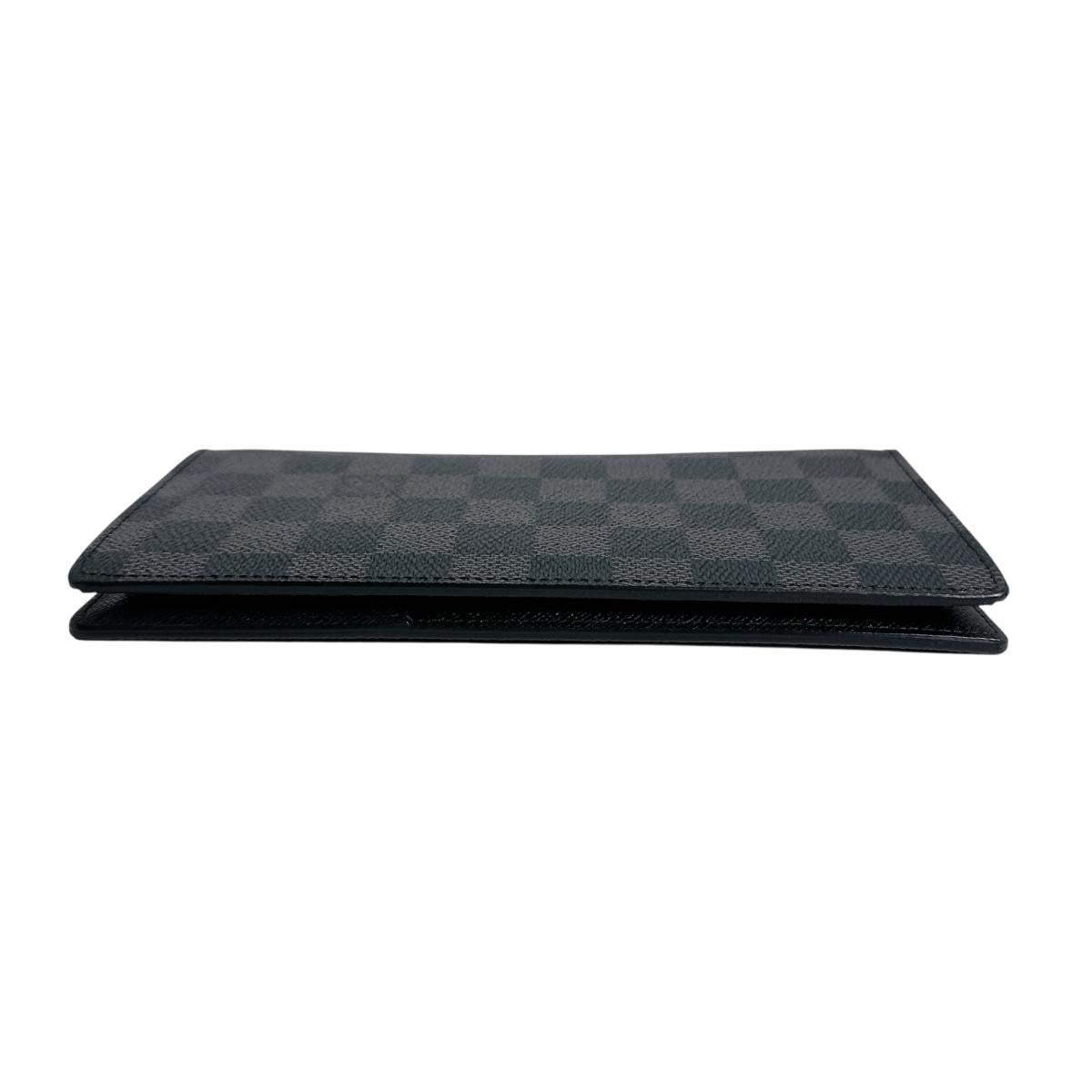ルイヴィトン LOUIS VUITTON 長財布
二つ折り長財布 ダミエグラフィット ポルトフォイユ・ブラザ ダミエグラフィットキャンバス N62665 ブラック×グレー LV
【SS】
【中古】