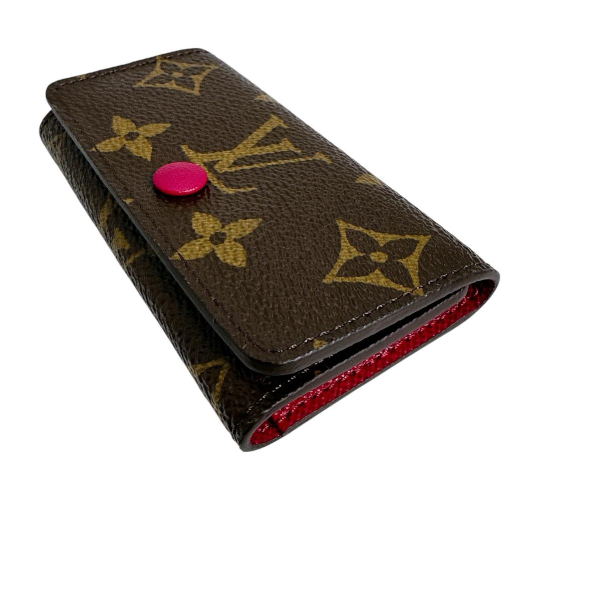 ルイヴィトン LOUIS VUITTON キーケース
ミュルティクレ4 モノグラム キーケース4本用 モノグラムキャンバス M62631 ブラウン LV
【SS】
【中古】