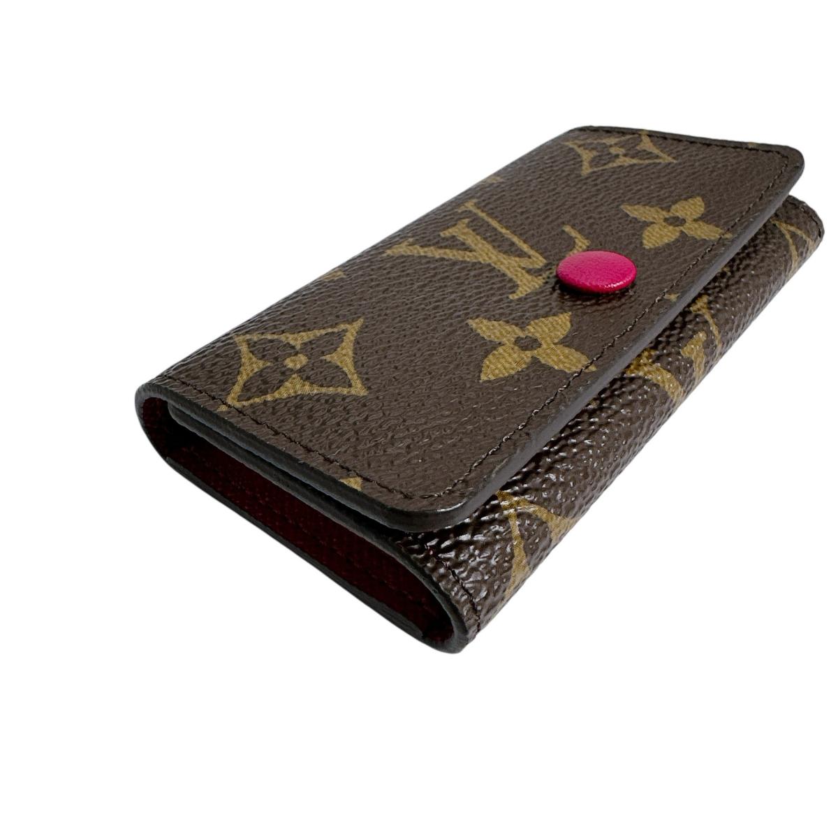 ルイヴィトン LOUIS VUITTON キーケース
ミュルティクレ4 モノグラム キーケース4本用 モノグラムキャンバス M62631 ブラウン LV
【SS】
【中古】