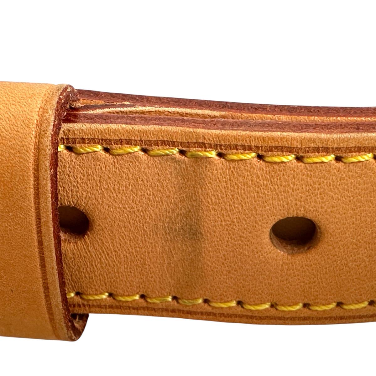 ルイヴィトン LOUIS VUITTON ショルダーストラップ
肩掛けストラップ ヌメ革 バンドリエール ヌメ革 ブラウン LV
【SS】
【中古】