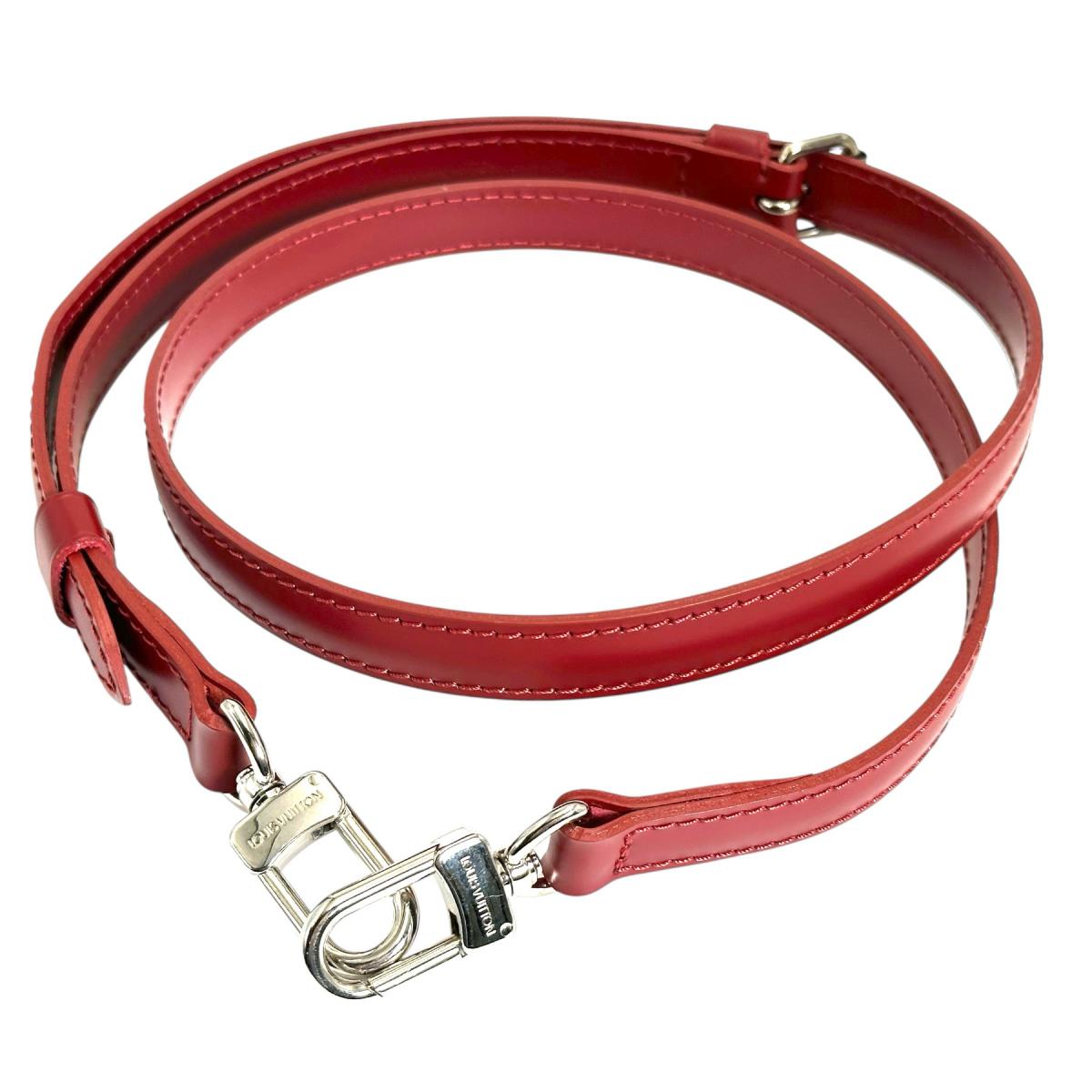 ルイヴィトン LOUIS VUITTON ショルダーストラップ
バッグ用 調節可能 エピ ストラップ エピレザー レッド LV
【SS】
【中古】