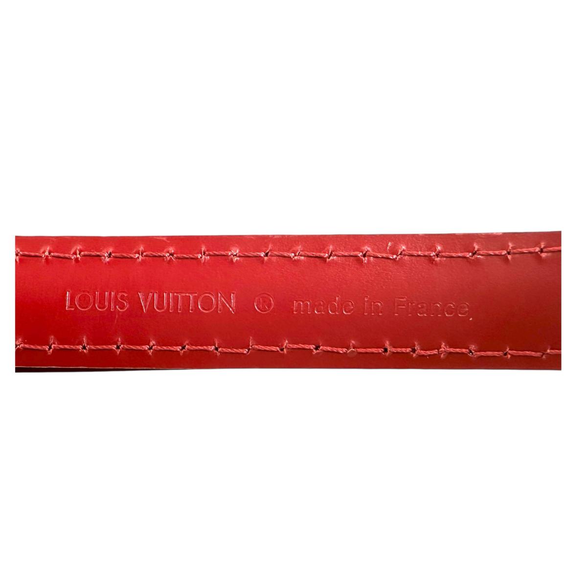 ルイヴィトン LOUIS VUITTON ショルダーストラップ
バッグ用 調節可能 エピ ストラップ エピレザー レッド LV
【SS】
【中古】