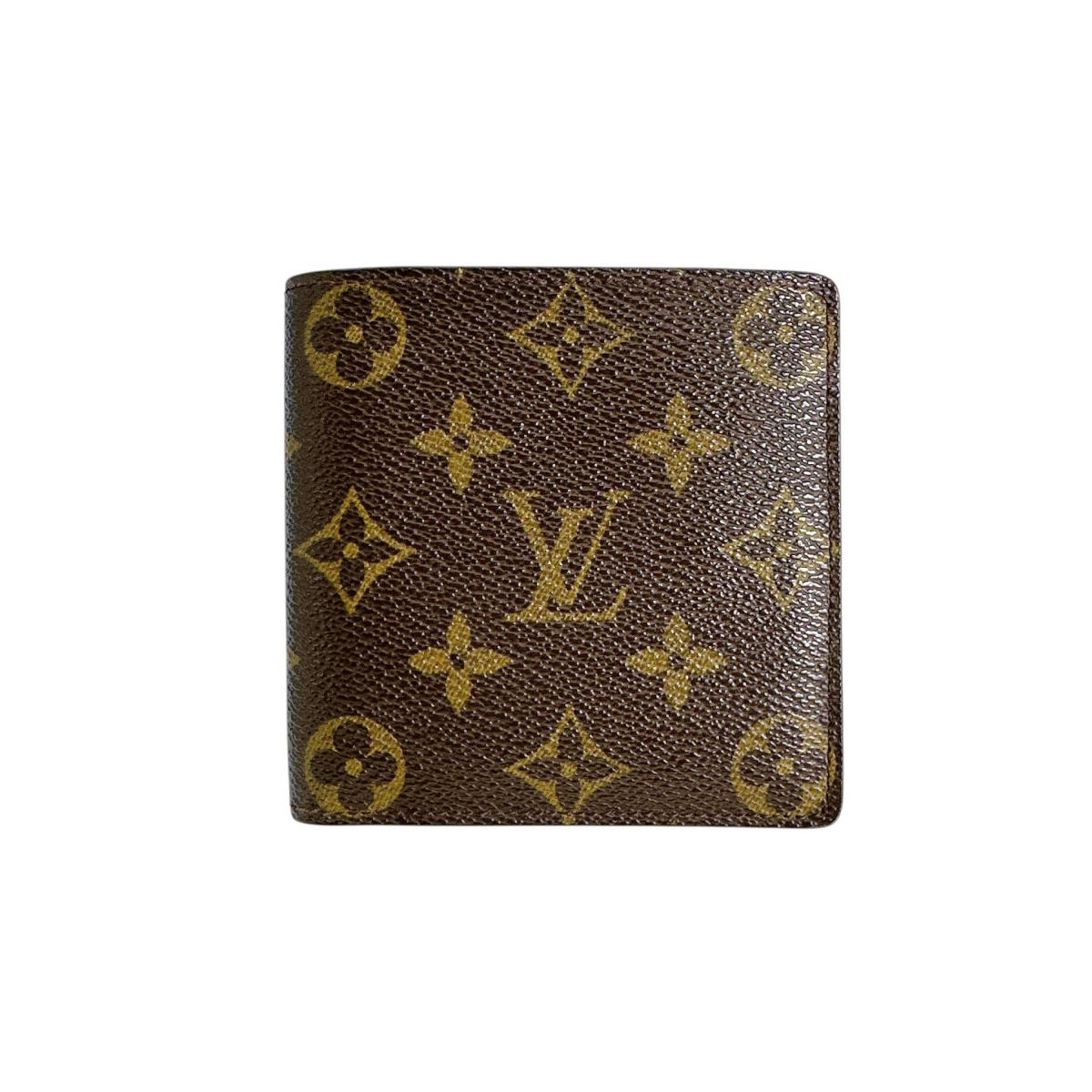 ルイヴィトン LOUIS VUITTON 二つ折り財布
二つ折り財布 モノグラム ポルトフォイユ・マルコ モノグラムキャンバス M61675 ブラウン LV
【SS】
【中古】