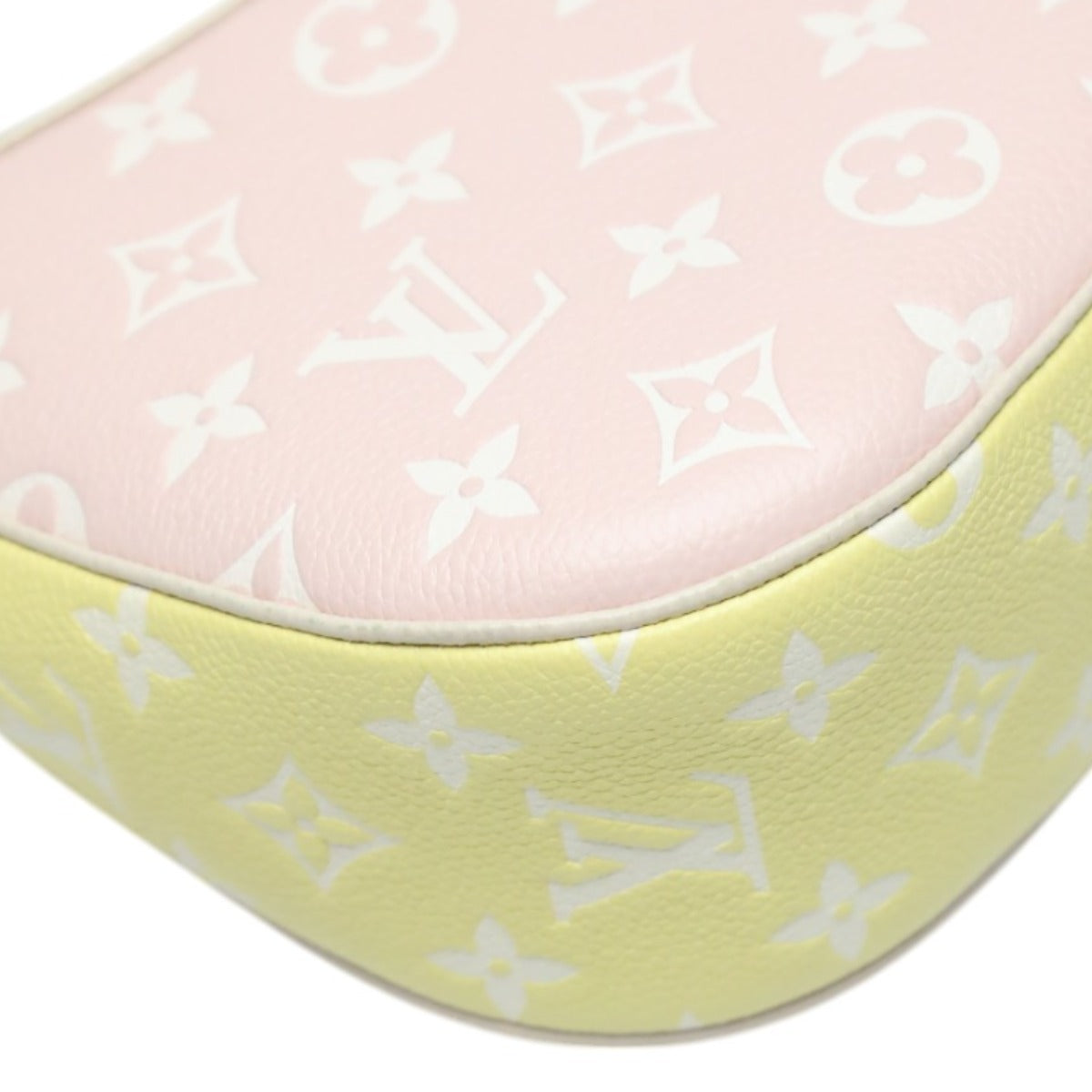 ルイヴィトン LOUIS VUITTON ポーチ
ポシェット・アクセソワール アンプラント バガテルNM M46113 ピンク LV
【SS】
【中古】