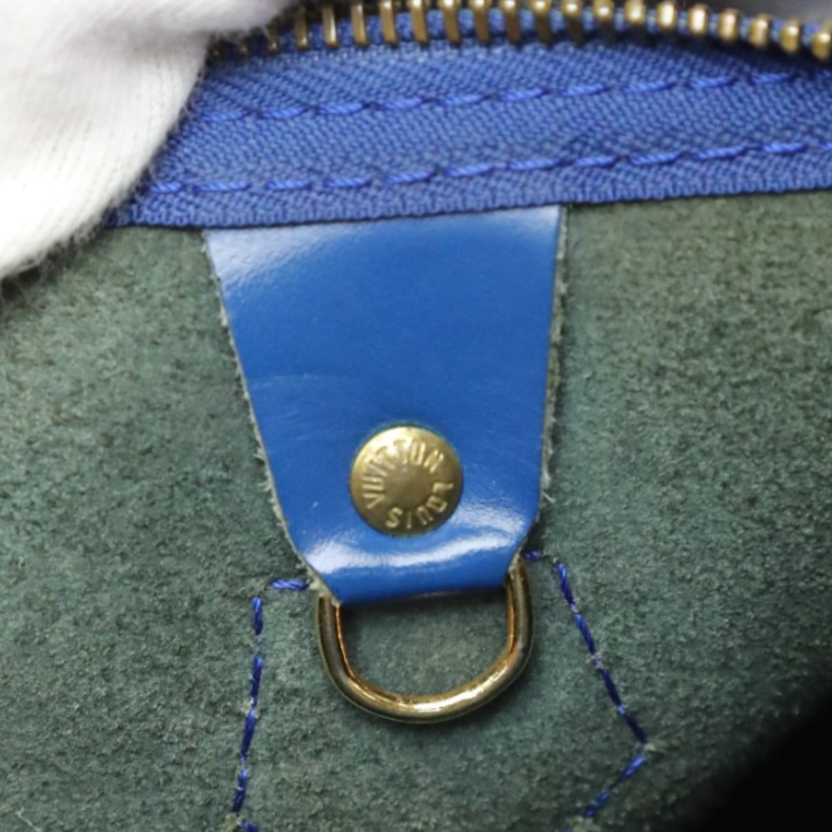 ルイヴィトン LOUIS VUITTON ハンドバッグ
ハンドバッグ エピ スピーディ30 エピレザー M43005 トレドブルー LV
【SS】
【中古】