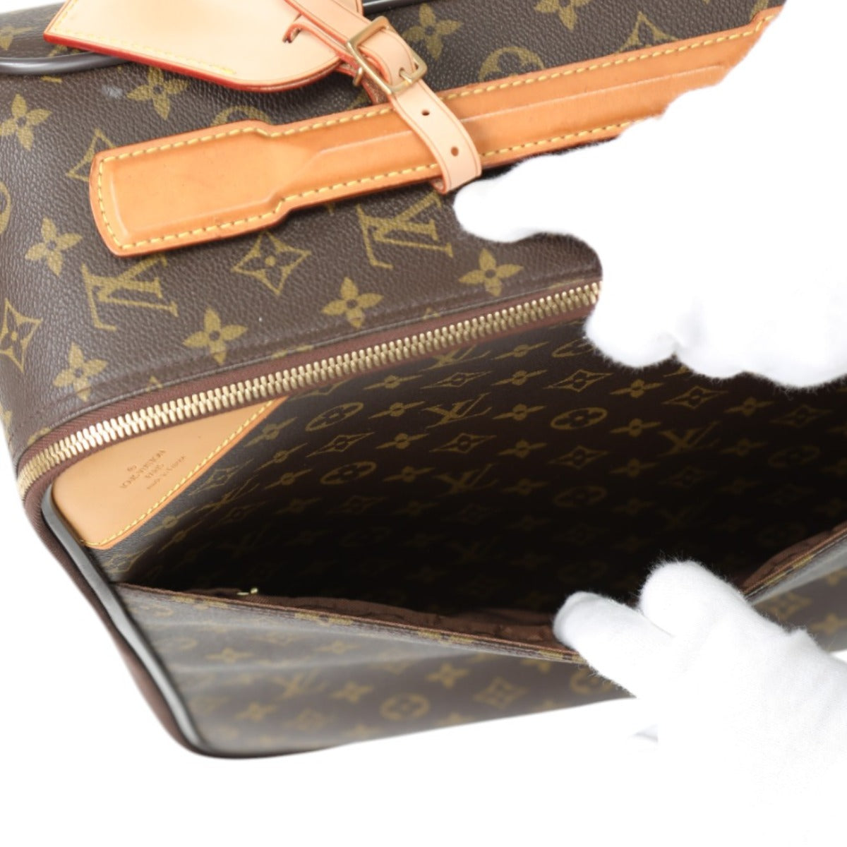ルイヴィトン LOUIS VUITTON スーツケース
キャスター付き旅行かばん モノグラム ペガス50 モノグラムキャンバス M23251 ブラウン LV
【SS】
【中古】