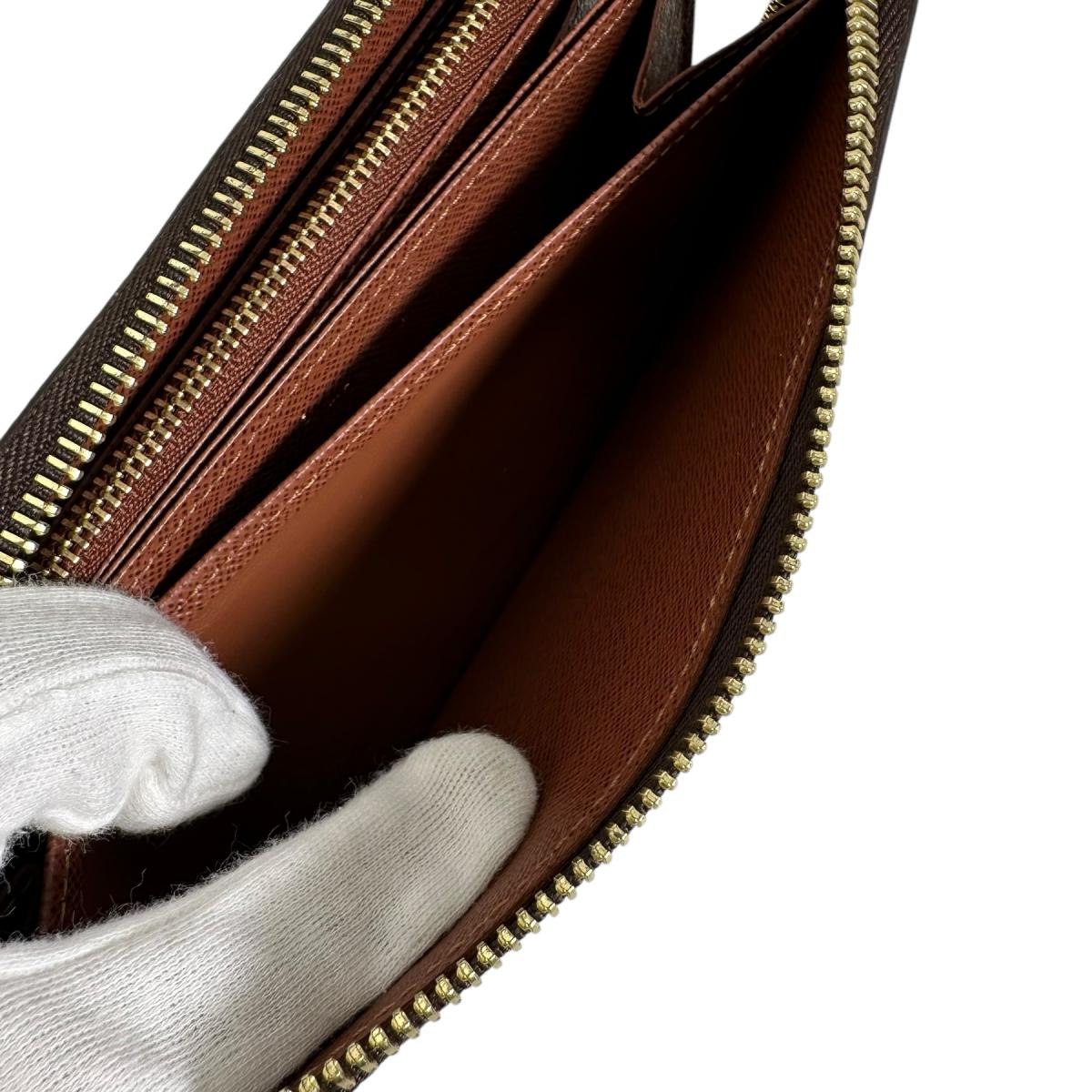 ルイヴィトン LOUIS VUITTON 長財布
ラウンドファスナー モノグラム ジッピーウォレット モノグラムキャンバス M42616 ブラウン LV
【SS】
【中古】