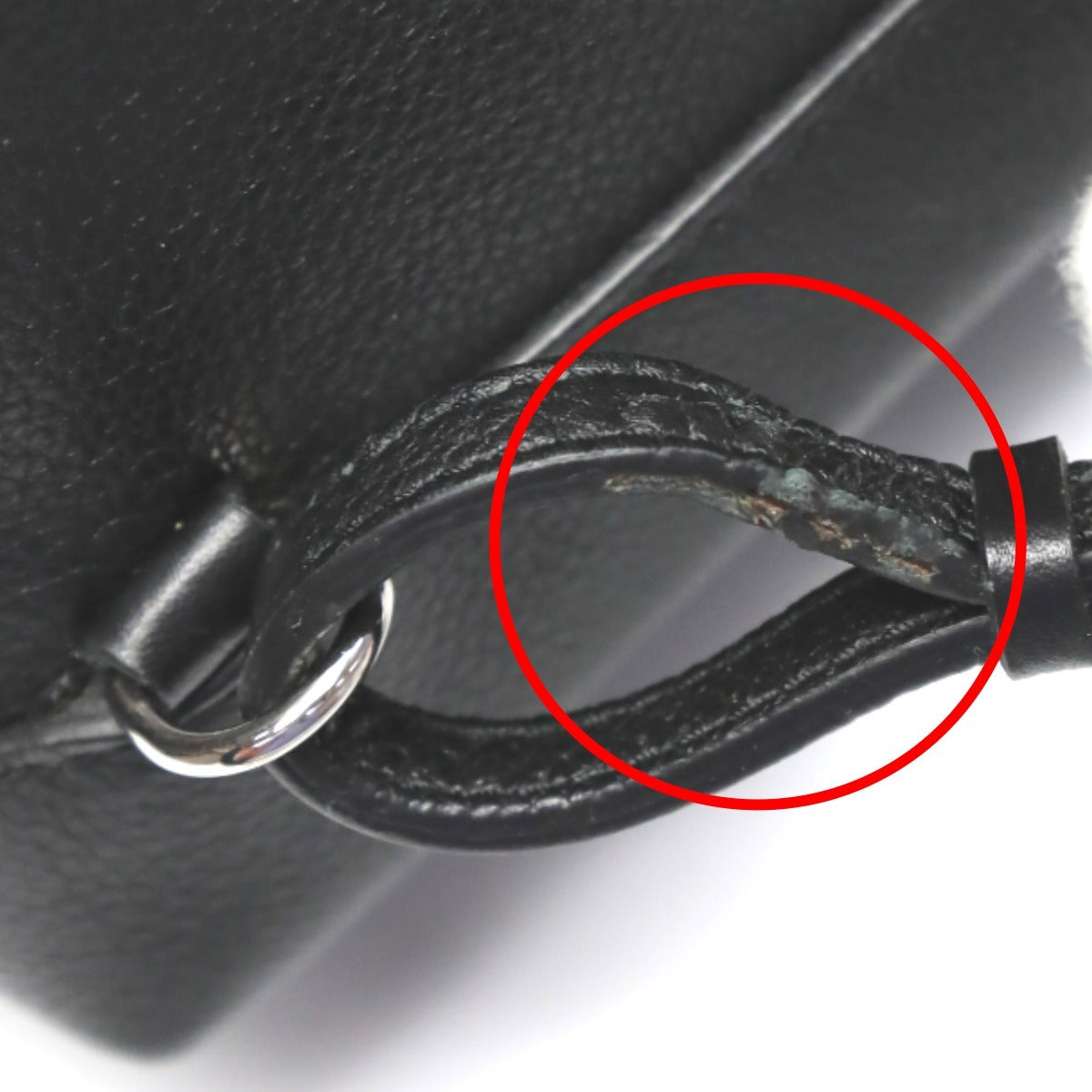 ルイヴィトン LOUIS VUITTON リュック・デイパック
ロックミーバッグ トリヨン バッグミニ レザー M54573 ノワール LV
【SS】
【中古】