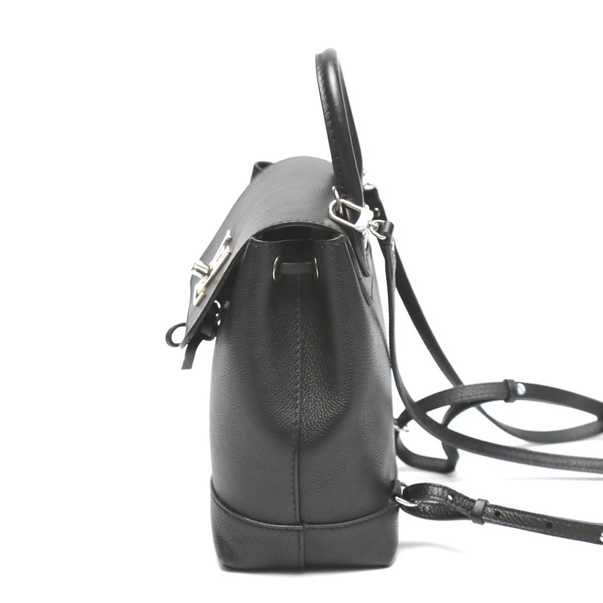 ルイヴィトン LOUIS VUITTON リュック・デイパック
ロックミーバッグ トリヨン バッグミニ レザー M54573 ノワール LV
【SS】
【中古】