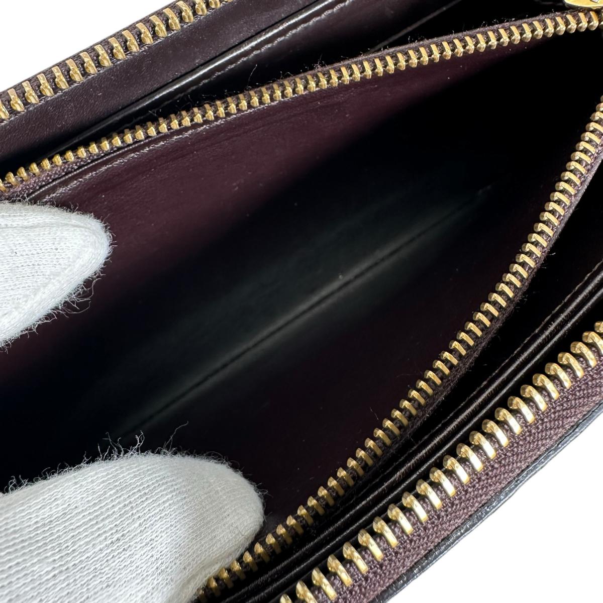ルイヴィトン LOUIS VUITTON 長財布
ラウンドファスナー モノグラムヴェルニ ジッピーウォレット モノグラムヴェルニ M93522 アマラント LV
【SS】
【中古】