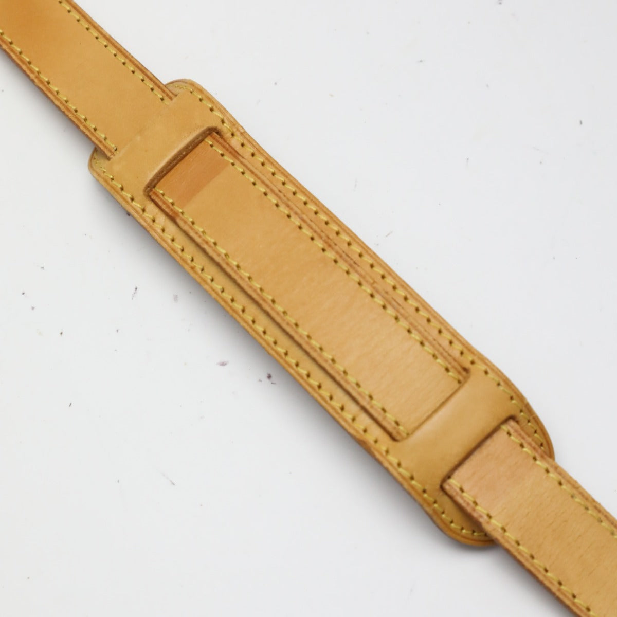 ルイヴィトン LOUIS VUITTON ショルダーストラップ
ショルダーストラップ バッグ用アクセサリー 調節可能 キーポルバンドリエール用 ヌメ革 ベージュ LV
【SS】
【中古】