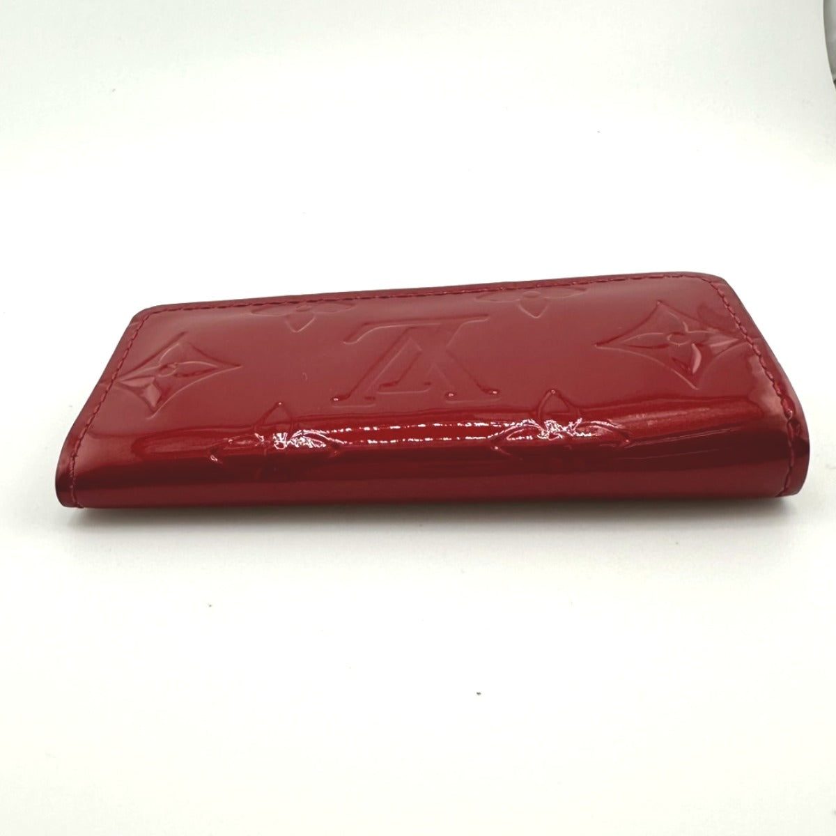 ルイヴィトン LOUIS VUITTON キーケース
4連キーケース ヴェルニ ミュルティクレ4 モノグラムヴェルニ M91976 ポムダムール LV
【SS】
【中古】