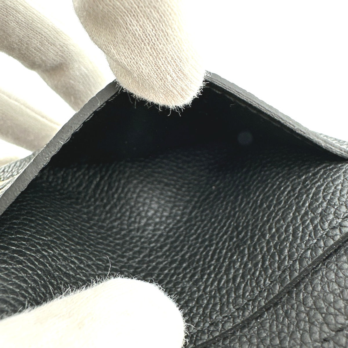 ルイヴィトン LOUIS VUITTON 長財布
長財布 アンプラント ポルトフォイユ・サラ モノグラムアンプラント M80496 ブラック LV
【中古】