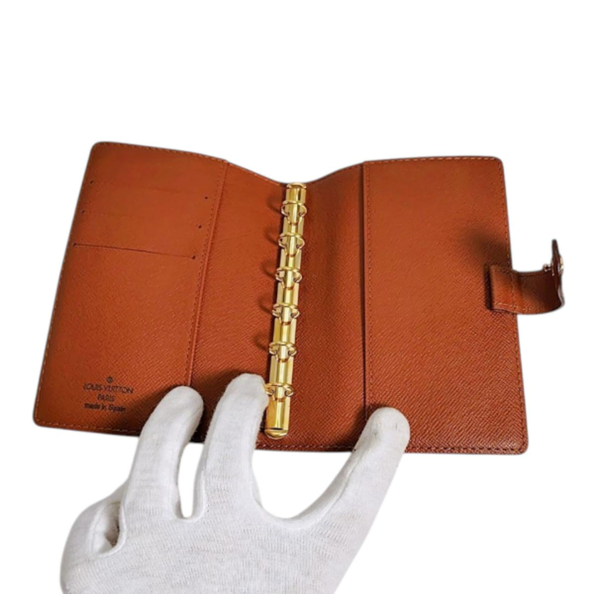 ルイヴィトン LOUIS VUITTON 手帳カバー
手帳ケース モノグラム アジェンダPM モノグラムキャンバス R20005 ブラウン LV
【SS】
【中古】