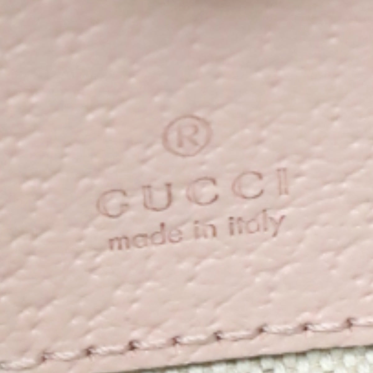 グッチ GUCCI ハンドバッグ
ワンショルダー オフィディア ジャンボGG ミニバック GGキャンバス 658551 ピンク 【SS】
【中古】