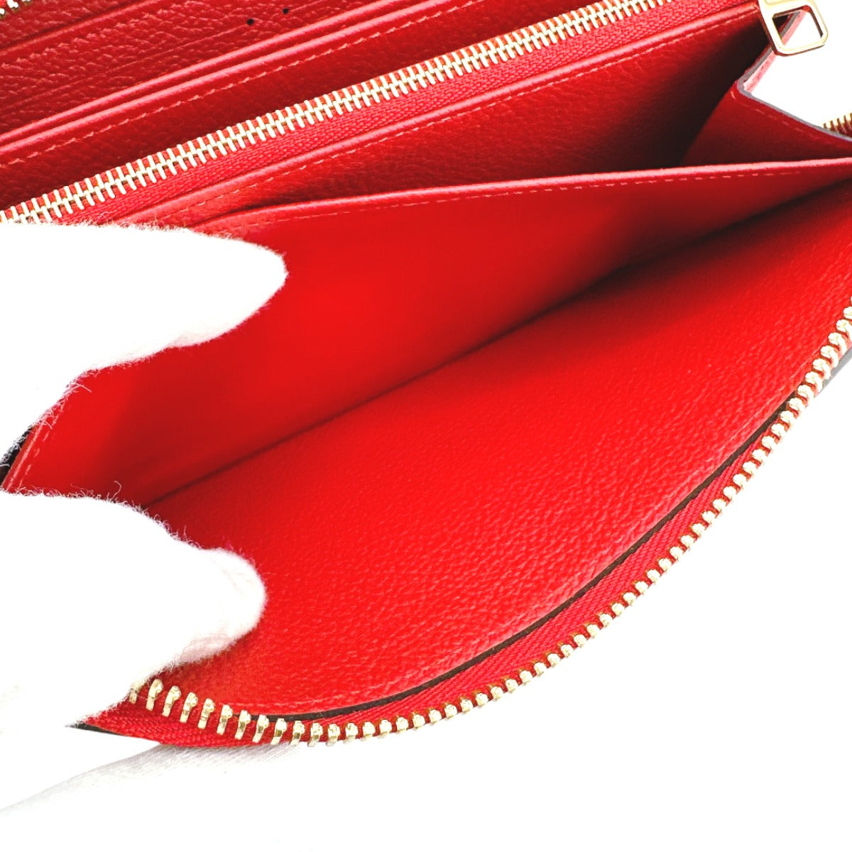 ルイヴィトン LOUIS VUITTON 長財布
ファスナー付き長財布 モノグラム ジッピーウォレット モノグラムアンプラント M60737 レッド LV
【SS】
【中古】