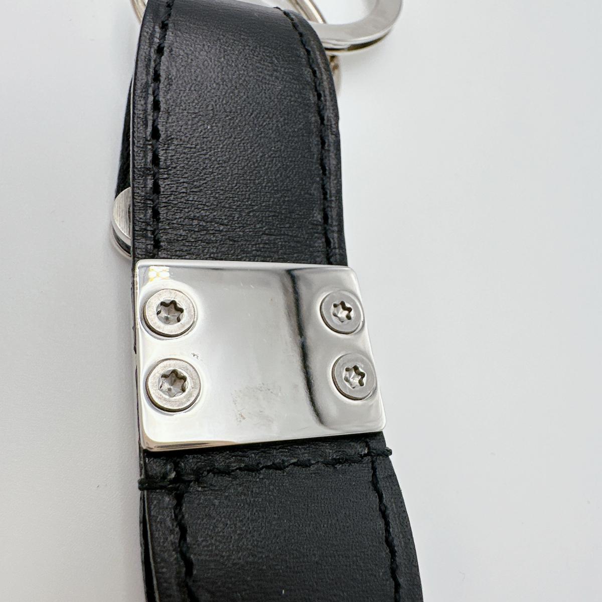 ルイヴィトン LOUIS VUITTON キーホルダー
キーリング ポルト クレ・ヴァレ レザー M85034 ブラック LV
【SS】
【中古】