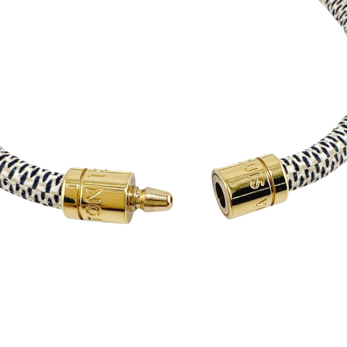 ルイヴィトン LOUIS VUITTON ブレスレット
ブラスレ キープ イット ダミエ・グラフィット ホワイト ダミエアズールキャンバス M6607E ホワイト LV
【SS】
【中古】
