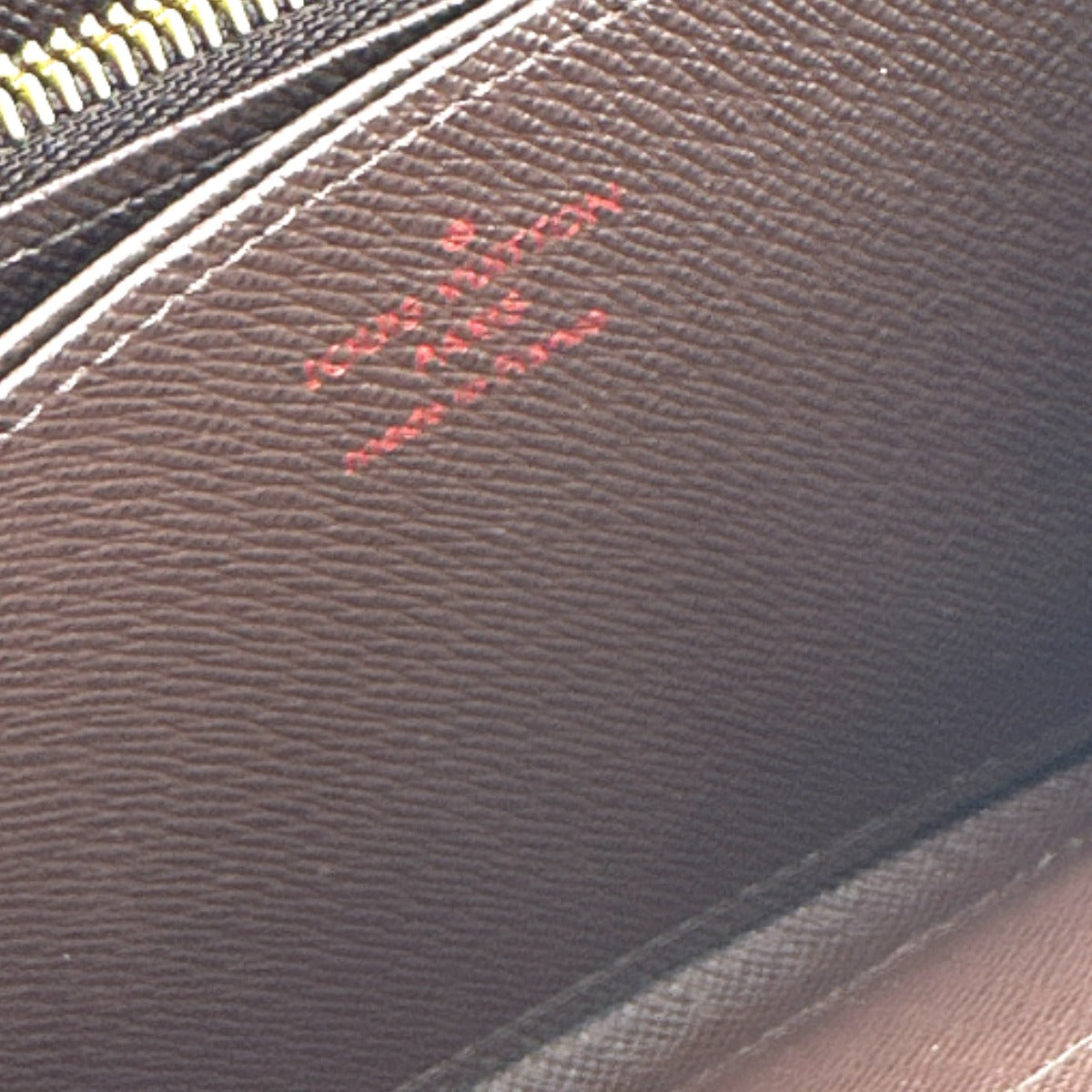 ルイヴィトン LOUIS VUITTON 長財布
ラウンドファスナー ダミエ ジッピーウォレット ダミエキャンバス N60015 エベヌ LV
【SS】
【中古】