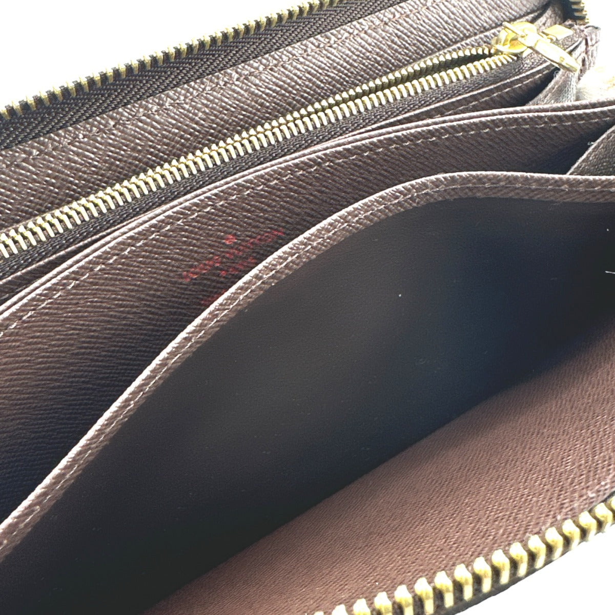 ルイヴィトン LOUIS VUITTON 長財布
ラウンドファスナー ダミエ ジッピーウォレット ダミエキャンバス N60015 エベヌ LV
【SS】
【中古】