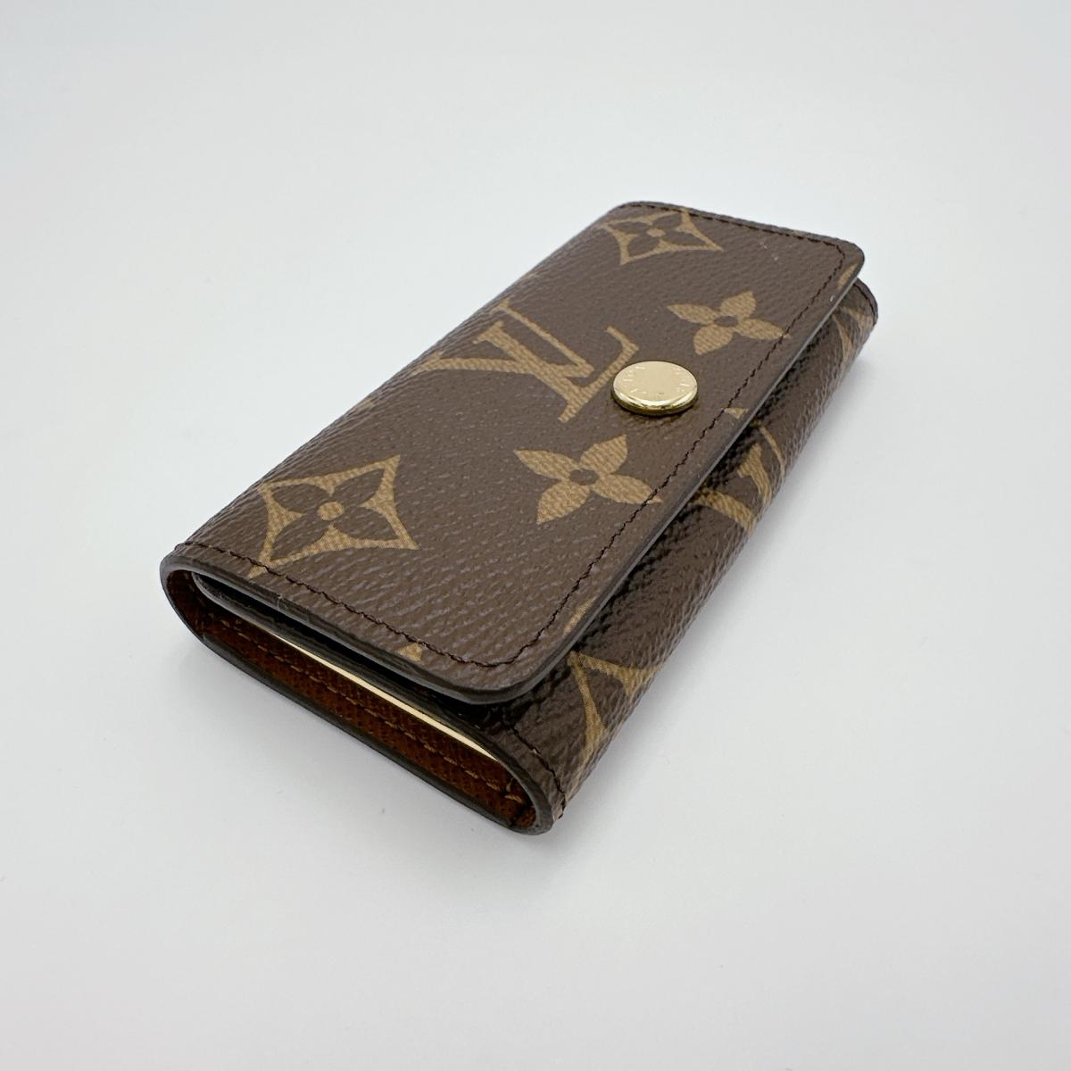ルイヴィトン LOUIS VUITTON キーケース
4本用 モノグラム ミュルティクレ4 モノグラムキャンバス M69517 ブラウン LV
【SS】
【中古】