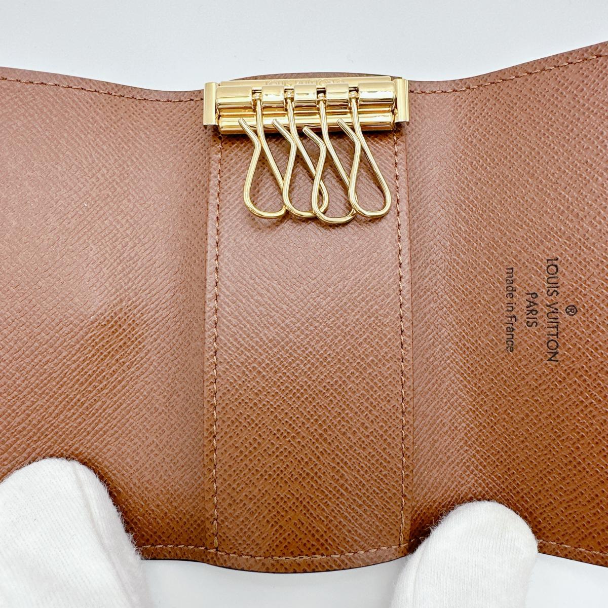 ルイヴィトン LOUIS VUITTON キーケース
4本用 モノグラム ミュルティクレ4 モノグラムキャンバス M69517 ブラウン LV
【SS】
【中古】