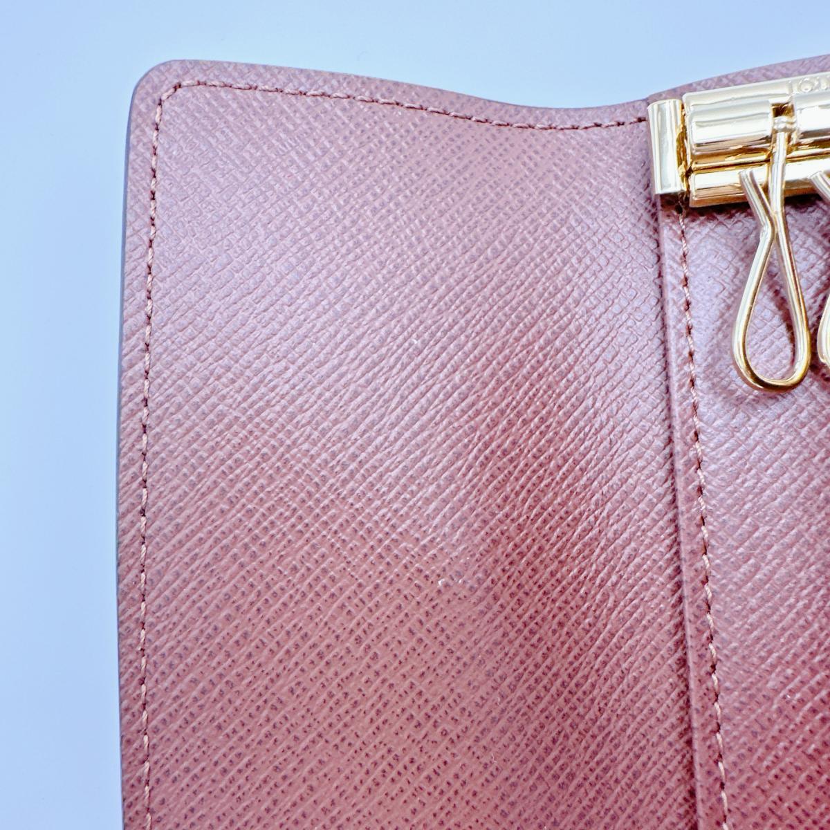 ルイヴィトン LOUIS VUITTON キーケース
4本用 モノグラム ミュルティクレ4 モノグラムキャンバス M69517 ブラウン LV
【SS】
【中古】