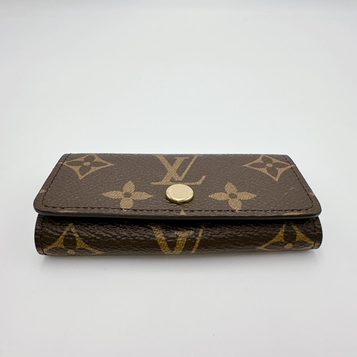 ルイヴィトン LOUIS VUITTON キーケース
4本用 モノグラム ミュルティクレ4 モノグラムキャンバス M69517 ブラウン LV
【SS】
【中古】