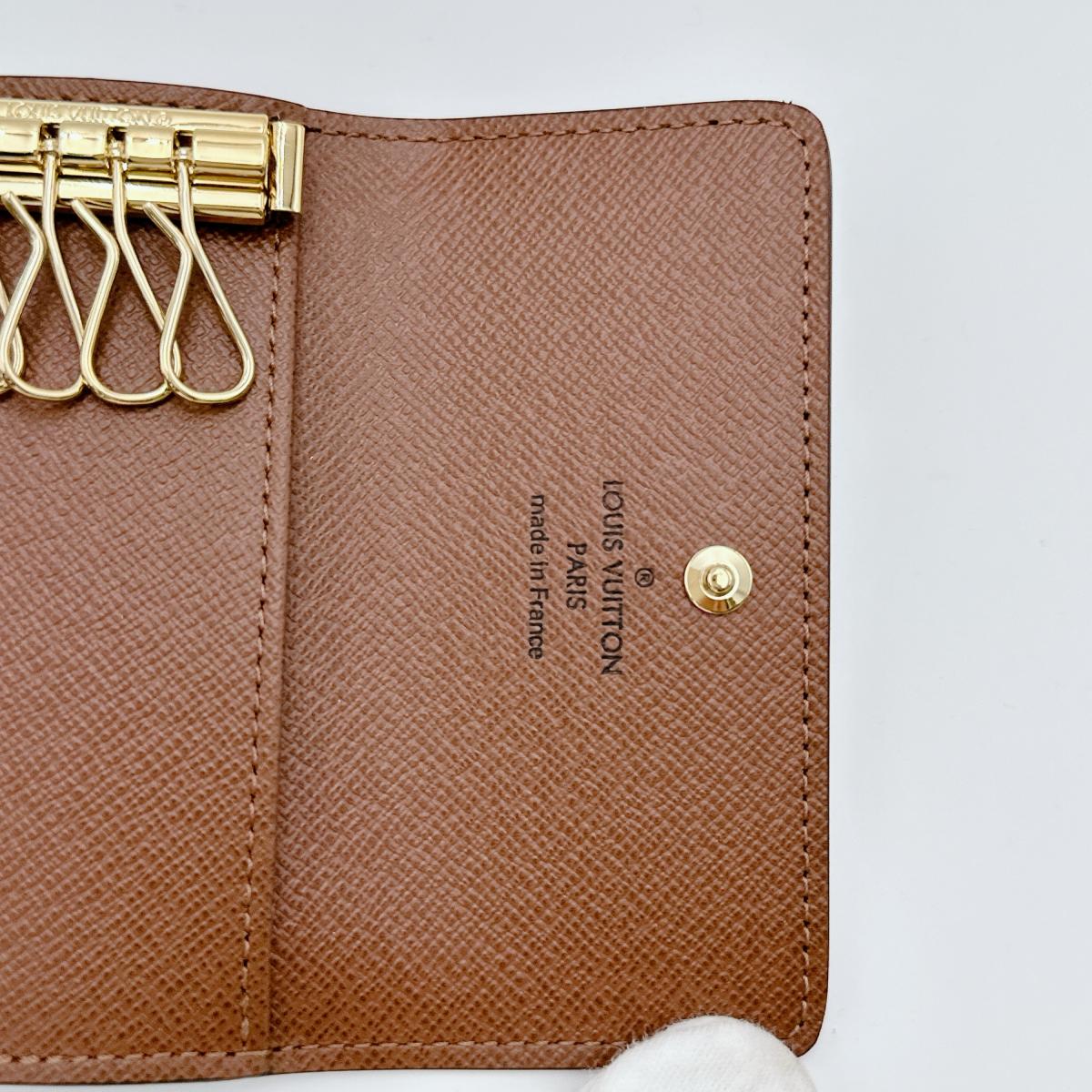 ルイヴィトン LOUIS VUITTON キーケース
4本用 モノグラム ミュルティクレ4 モノグラムキャンバス M69517 ブラウン LV
【中古】