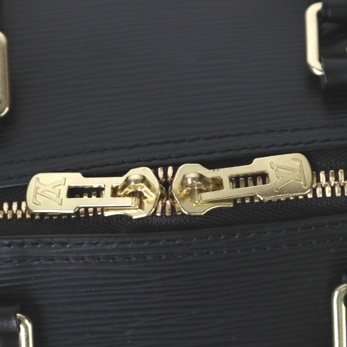ルイヴィトン LOUIS VUITTON ボストンバッグ
旅行かばん エピ キーポル45 エピレザー M59062 ノワール LV
【SS】
【中古】