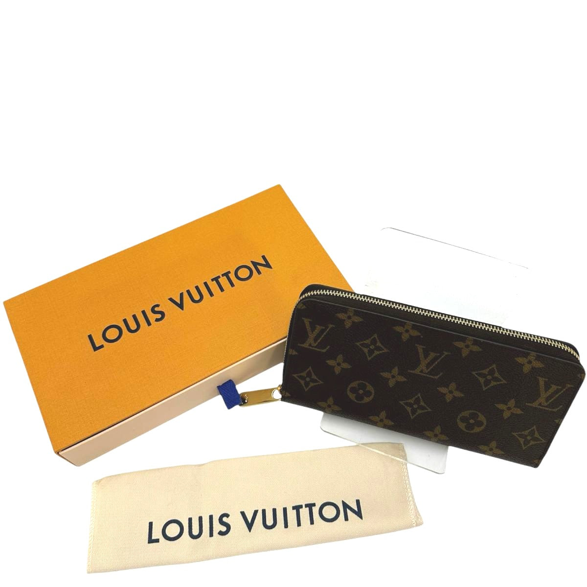 Louis Vuitton LOUIS VUITTON Long Wallet
Round Zipper Monogram Zippy Wallet Monogram Canvas M42616 Brown LV
【second hand】