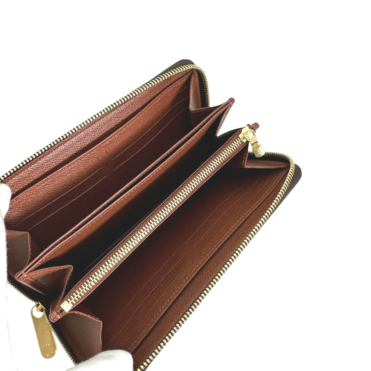 Louis Vuitton LOUIS VUITTON Long Wallet
Round Zipper Monogram Zippy Wallet Monogram Canvas M42616 Brown LV
【second hand】