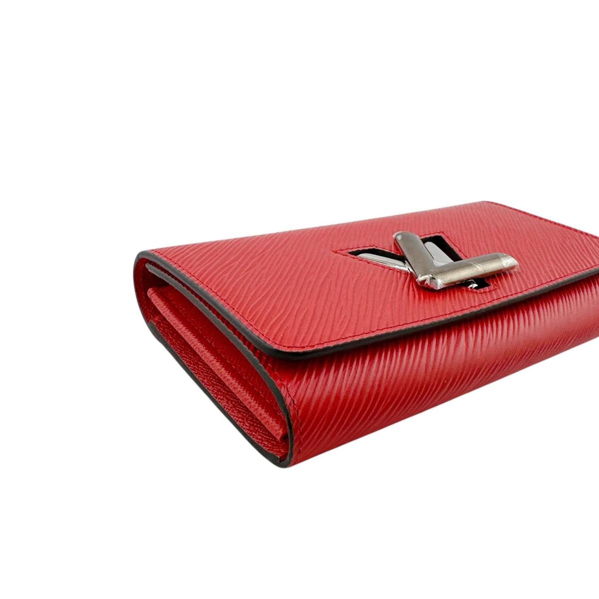 ルイヴィトン LOUIS VUITTON 長財布
長財布 エピ ポルトフォイユ・ツイスト エピレザー M61179 コクリコ LV
【SS】
【中古】