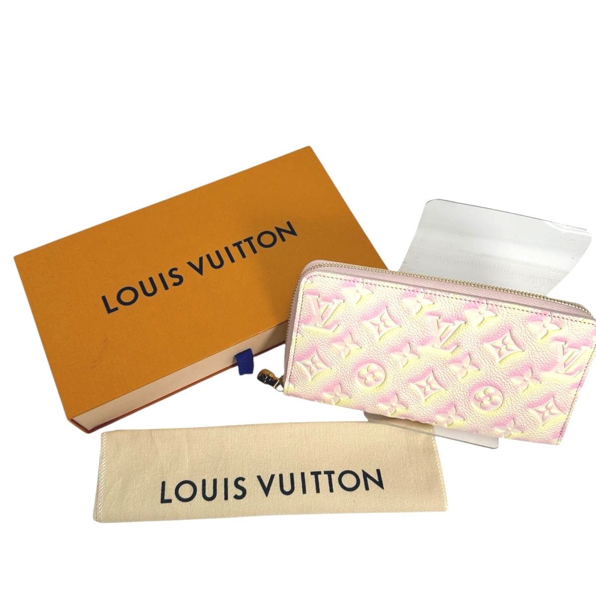 Louis Vuitton LOUIS VUITTON Long Wallet
Round zipper Monogram Emplant Zippy Wallet Monogram Emplant M81299 Pink LV
【second hand】
