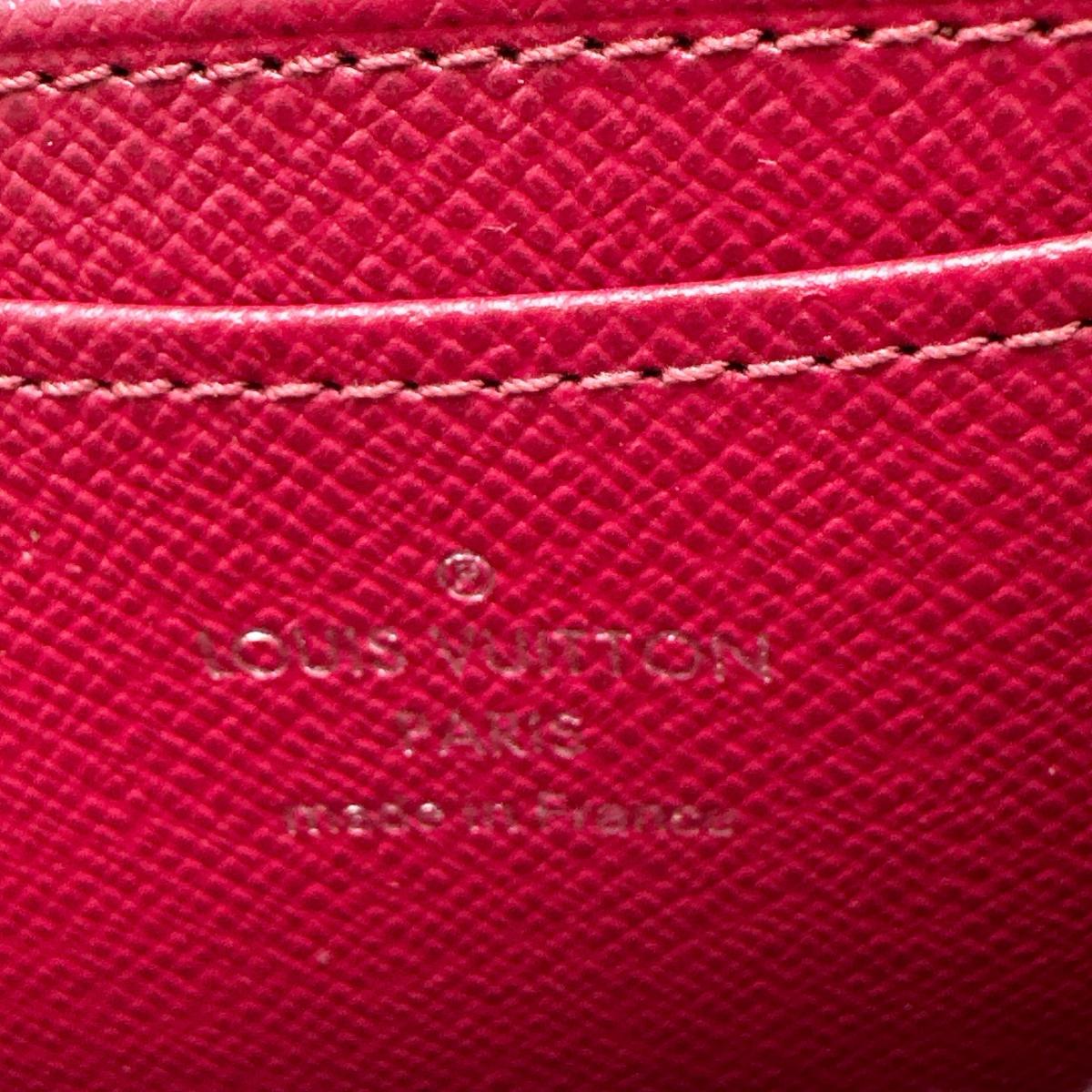 ルイヴィトン LOUIS VUITTON コインケース
コインケース エピ ジッピーコインパース エピレザー M60383 レッド LV
【SS】
【中古】
