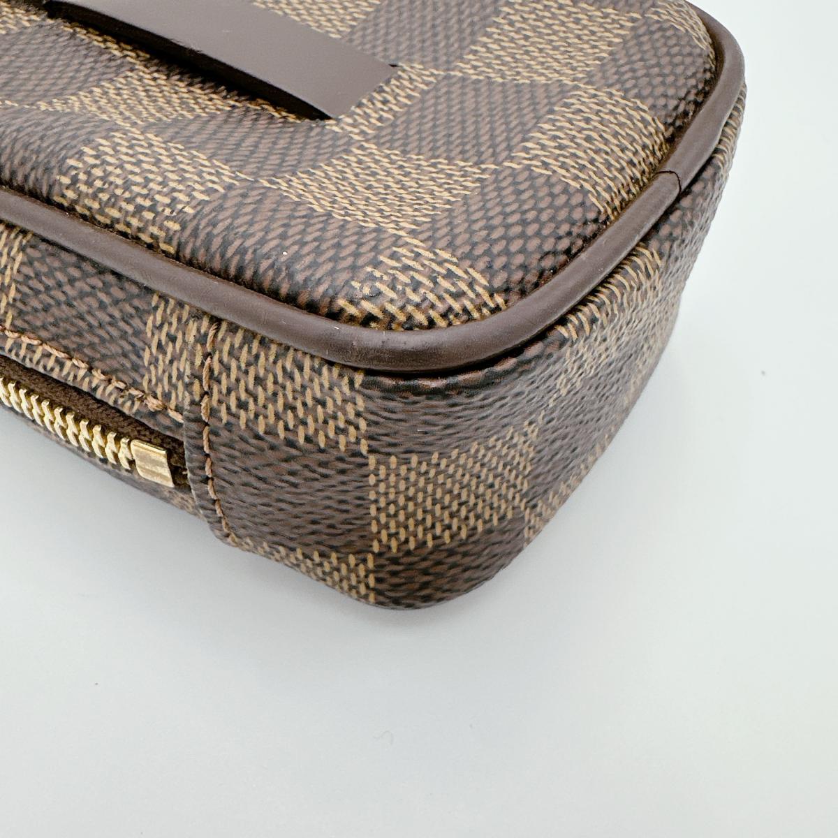ルイヴィトン LOUIS VUITTON ポーチ
ポーチ ダミエ エテュイ・オカピPM ダミエキャンバス N61738 ブラウン LV
【SS】
【中古】