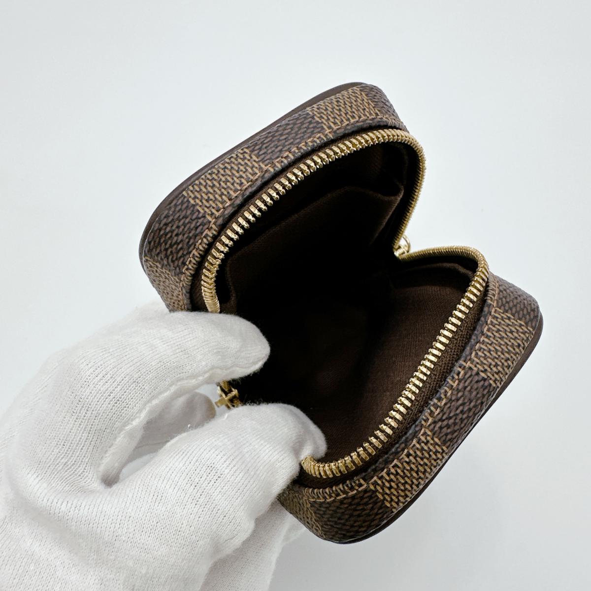 ルイヴィトン LOUIS VUITTON ポーチ
ポーチ ダミエ エテュイ・オカピPM ダミエキャンバス N61738 ブラウン LV
【SS】
【中古】