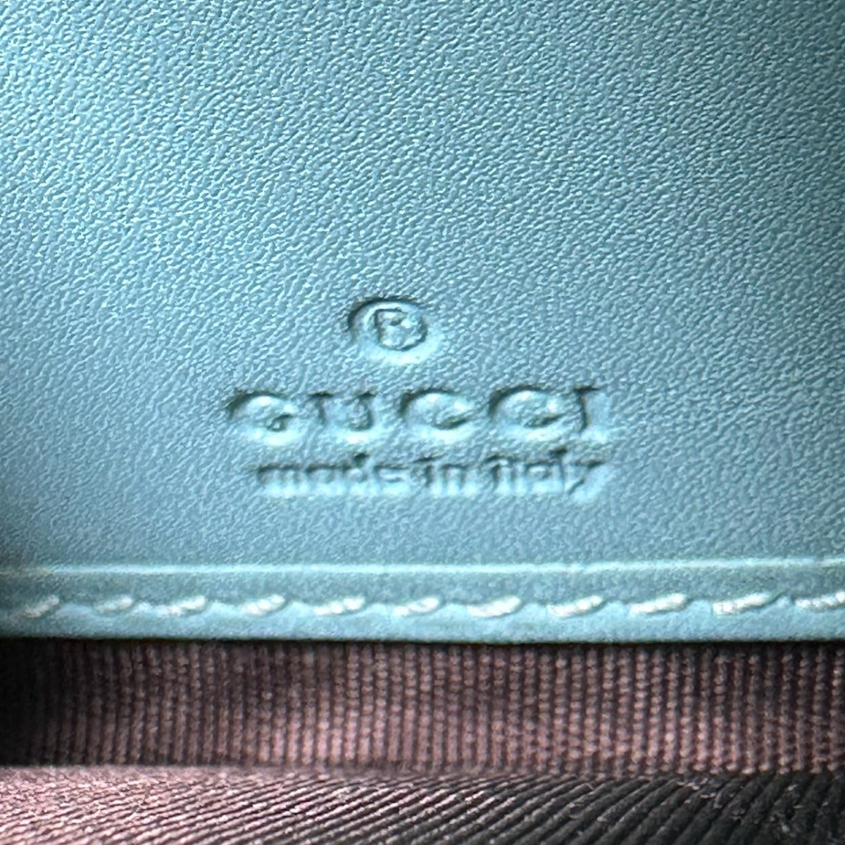 グッチ GUCCI 長財布
ラウンド長財布 グッチシマ GG レザー 388680 水色 【SS】
【中古】