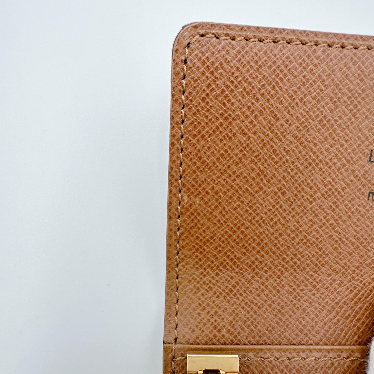 ルイヴィトン LOUIS VUITTON キーケース
6本用キーケース モノグラム ミュルティクレ6 モノグラムキャンバス M62630 ブラウン LV
【SS】
【中古】