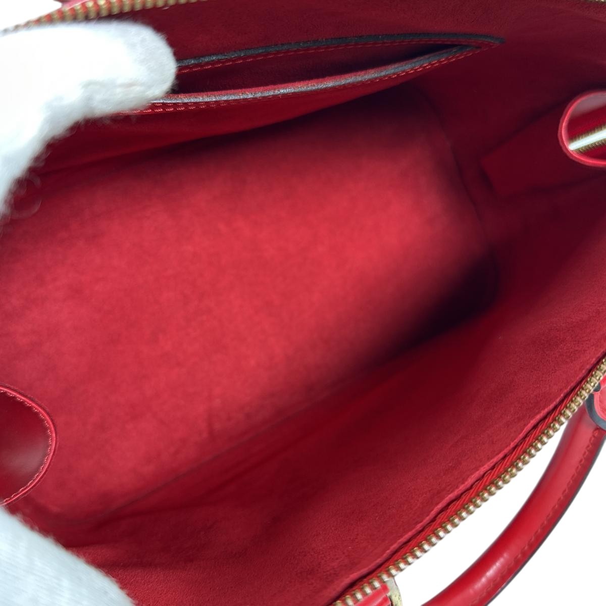 ルイヴィトン LOUIS VUITTON ハンドバッグ
ハンドバッグ エピ アルマ エピレザー M52147 カステリアンレッド LV
【SS】
【中古】